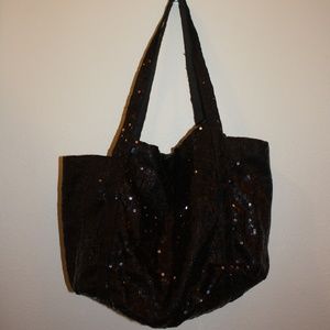 Gap sequence Shoulder Bag with side pockets